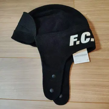 F.C.R.B. 귀도리 포함 블랙 캡 M