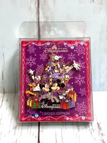 [ 새상품 ] 홍콩 디즈니 크리스마스 리미티드 에디션 한정판 핀 배지