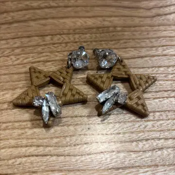 블루퓨메 비쥬 대나무 별 모양 귀찌 크리스탈 포함 BLEU FUME