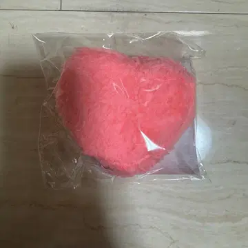 NEWS 변신 굿즈 하트형 파우치