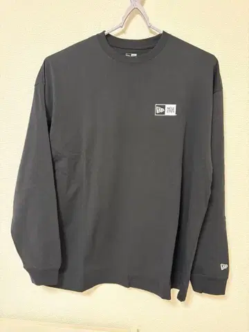 [ 새상품 ] NEWERA 블랙 남성용 긴팔T셔츠 XXL