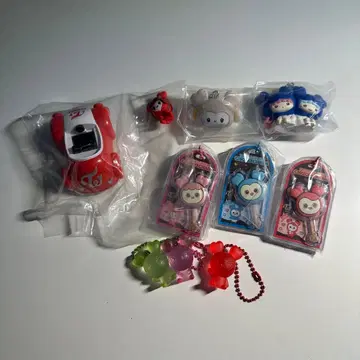 TWICE 가챠가챠 캡슐 토이 산리오