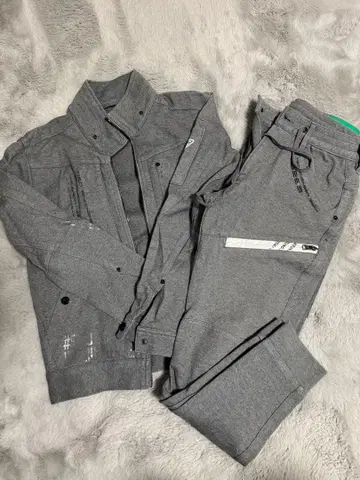 아이즈프론티어 I'Z FRONTIER 상하의 세트 S