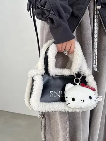 SNIDEL 스나이델 [ HELLO KITTY ] 백