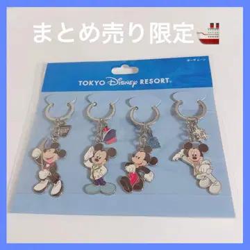 [ 새상품 미사용 ] 도쿄 디즈니 리조트 미키마우스 키링 4개 세트