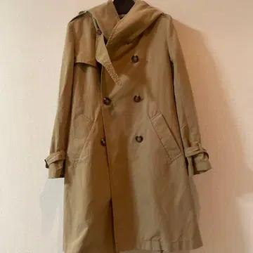 후드 부착 더블 브레스트 트렌치코트 베이지