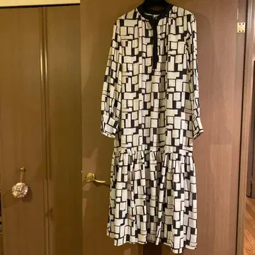 23구 티어드 원피스