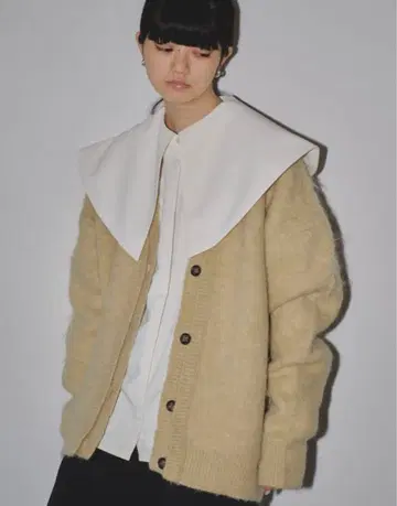 투데이풀 브러쉬드 V넥 가디건