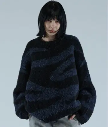 [ VELNUS ] 울 블렌드 샤기 디자인 니트