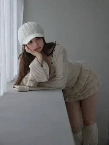 andmary Leia frill set up beige