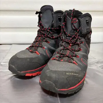 y110401 MAMMUT 부츠 블랙 레드 로고 26.5cm