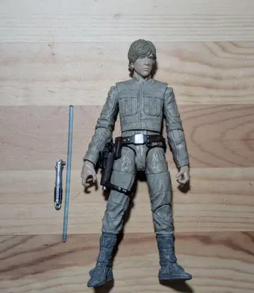 스타 워즈 블랙 시리즈 6인치 루크 스카이워커 제국의 역습