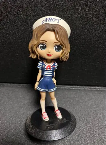 Qposket 기묘한 이야기 로빈 NETFLIX 피규어