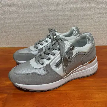 호킨스 브릴리언트 실버 23.5cm 스니커즈