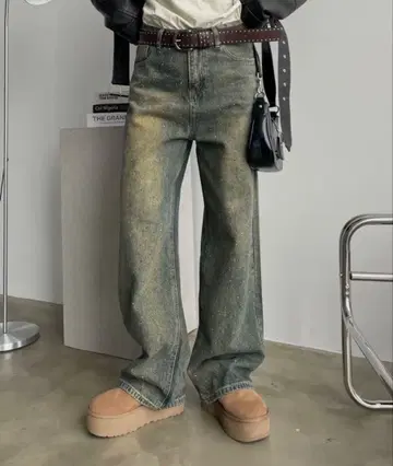 비즈 포함 다크 블루 와이드 레그 데님