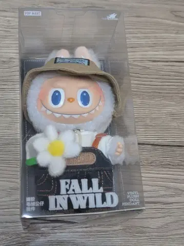 라부부 FALL IN WILD