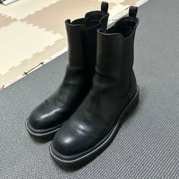 통굽 스퀘어토 첼시 부츠 31410