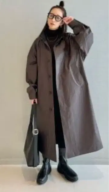 UNIQLO U 다크 브라운 코팅 롱 코트