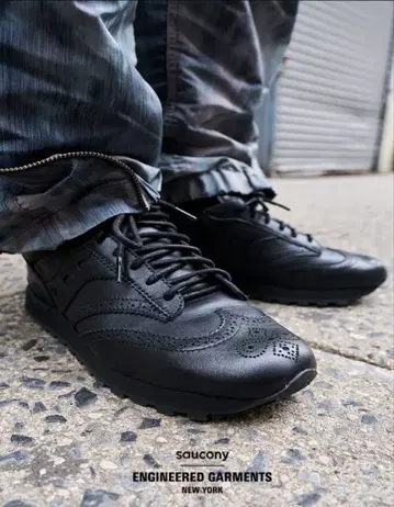 엔지니어드 가먼츠 x 써코니 쉐도우 27.5cm