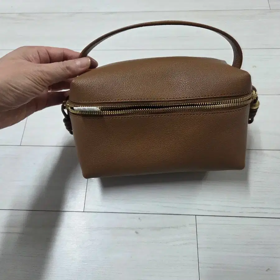 COS | 코스 Keyko Kostadinov Fox Lab Bag Black OS #키코코스타디노브