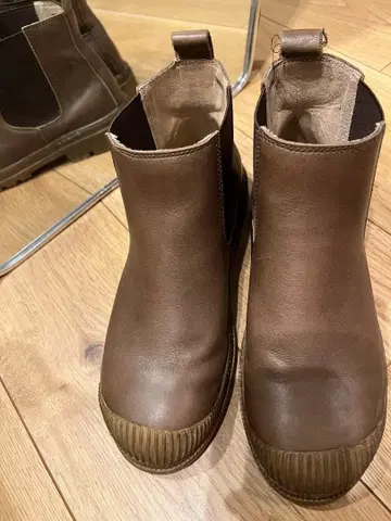 KISCO 브라운 사이드 고어 부츠