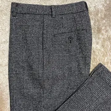 UNIQLO INES 유니클로 이네스 트위드 팬츠 67cm