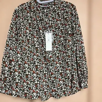 새상품 퐁데샤론 블라우스