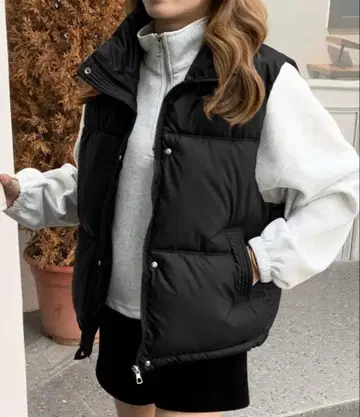 private beach 스탠드 카라 충전솜 베스트