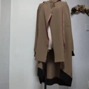 이터널 블레이즈 디자인 코트 미사용품