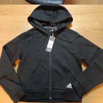 adidas 블랙 후드티 M 사이즈 DU6570 택 포함 새상품