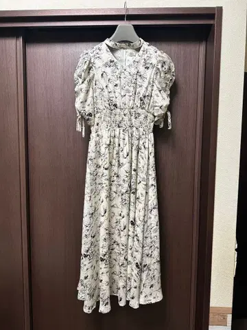 evelyn 꽃무늬 롱 원피스 반팔