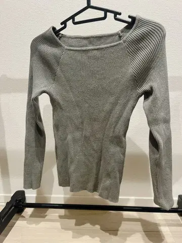 그레일 그레이 리브 긴팔 니트