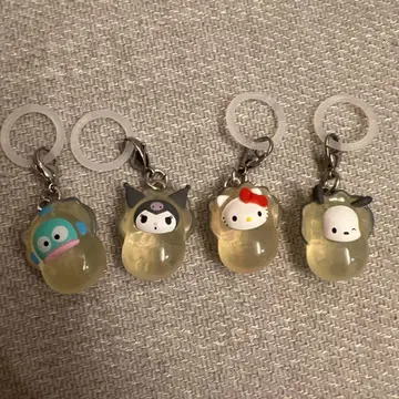 산리오 키리 오이스터 4개 세트