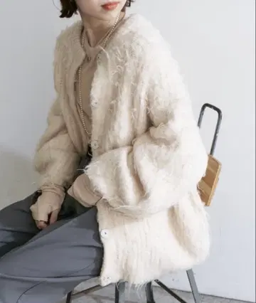 오메카시 슈퍼 샤기 니트 코트 화이트