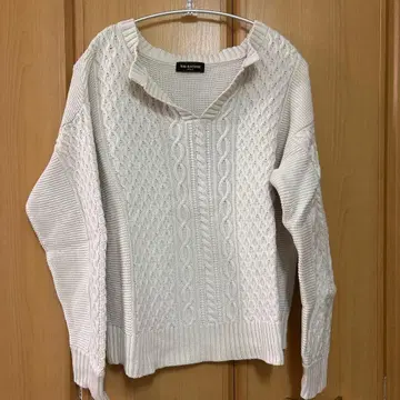 화이트 케이블 짜임 니트 스웨터 프리 사이즈