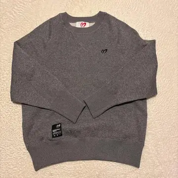 MASTER BUNNY EDITION 그레이 스웨터