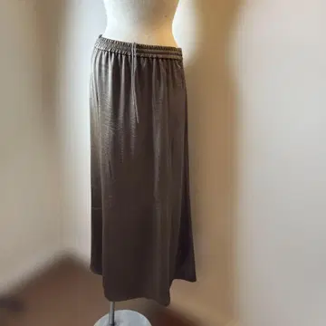 이번 시즌 새상품 저널 스탠다드 롱 스커트