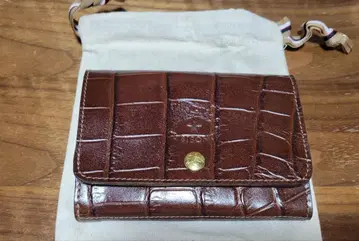 미사용 새상품 브라운 가죽 접이식 지갑 크로커다일 패턴
