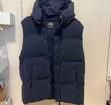 ZARA 네이비 다운 베스트 M 사이즈