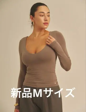 새상품 [amateras] AURAFIT V-LINE PADDED/M