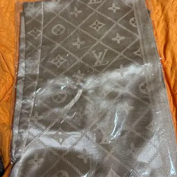 베이지 로고 스톨