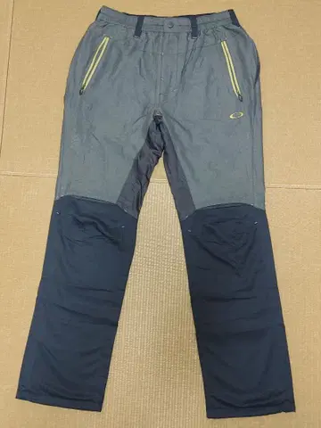 오클리 스컬 축열 팬츠 M 다크 그레이 올 패턴 / 블랙 절개