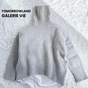 새상품급 투모로우랜드 파인 울 하이넥 풀오버 스웨터