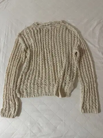 아이보리 짜임 니트 스웨터 M 사이즈 GU