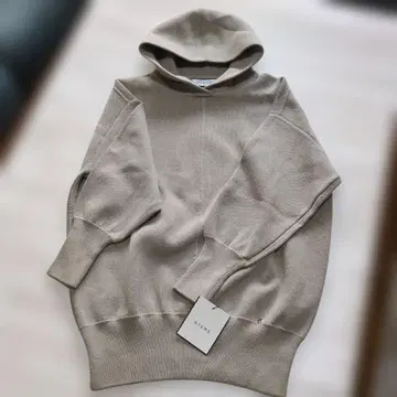 QTUME 후드 부착 니트 후드티