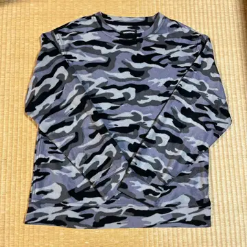 카모 패턴 긴팔 맨투맨