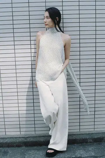 ZARA ZW COLLECTION 도트 무늬 홀터넥 상의 XS