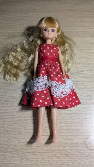 여자아이 인형 원피스 도트