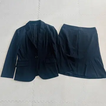 UNTITLED 언타이틀 수트 셋업 스커트 블랙