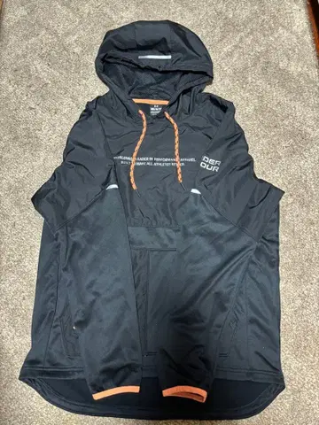 언더아머 러닝 의류 후드티